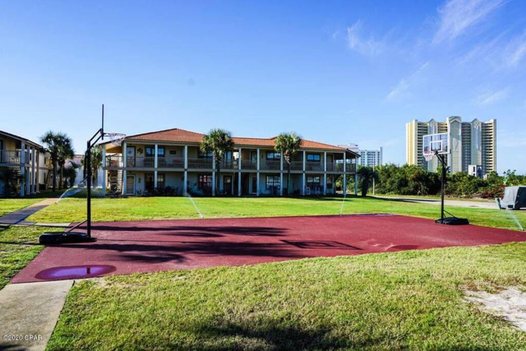 Gulf Views From Your 2 Private Balconies! Apartment *