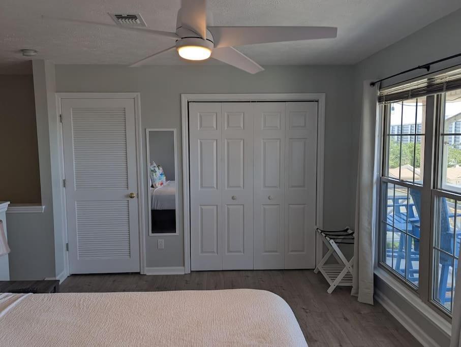 Apartment Gulf Views From Your 2 Private Balconies! Panama City Beach