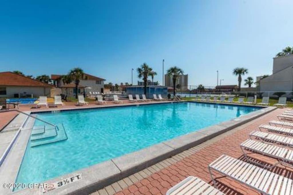 Gulf Views From Your 2 Private Balconies! Apartment Panama City Beach